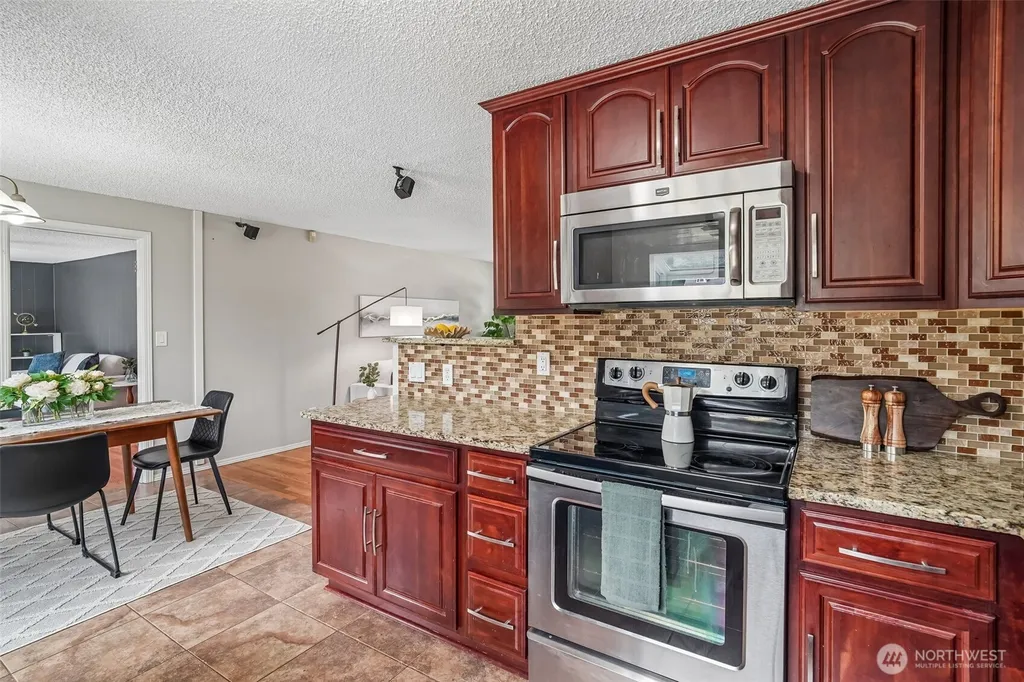 17401 SE 264th Street Covington WA 98042
