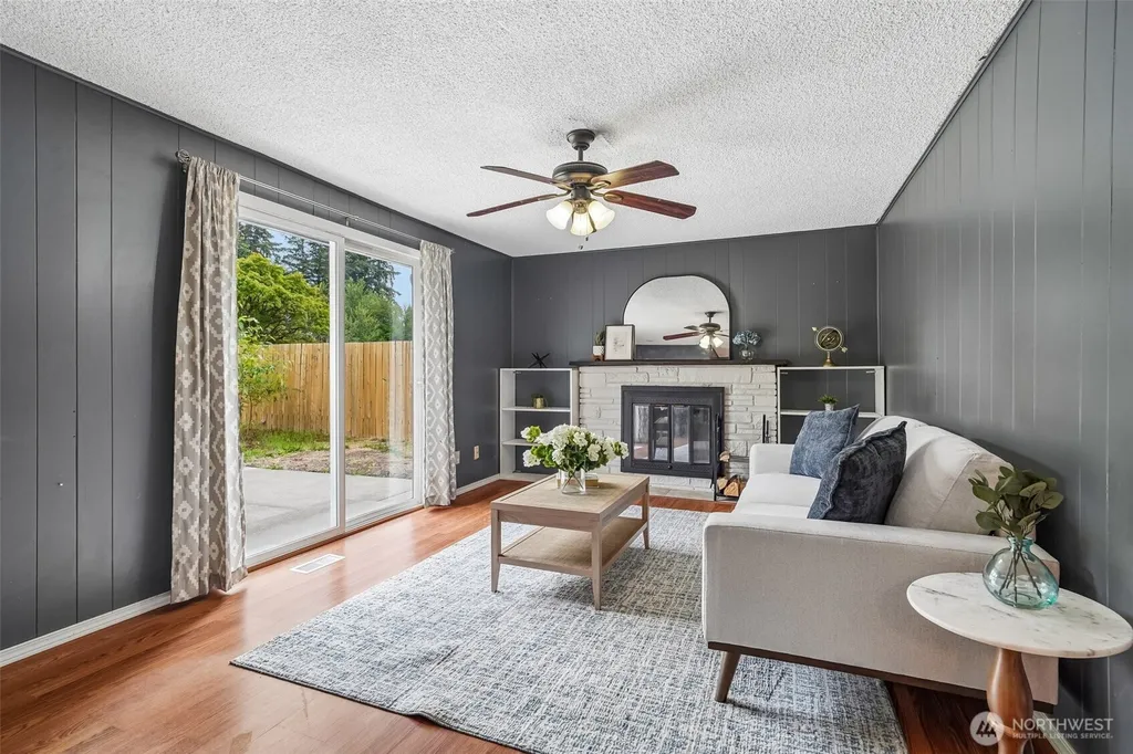 17401 SE 264th Street Covington WA 98042