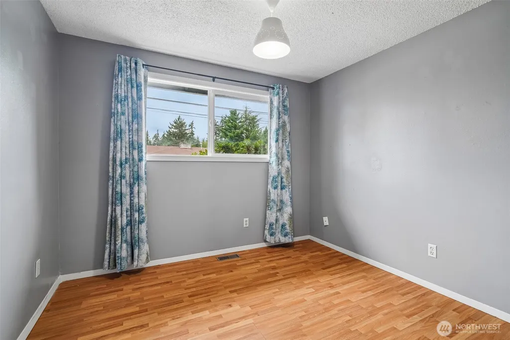 17401 SE 264th Street Covington WA 98042