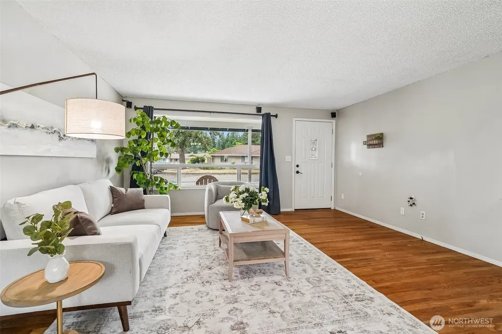 17401 SE 264th Street Covington WA 98042