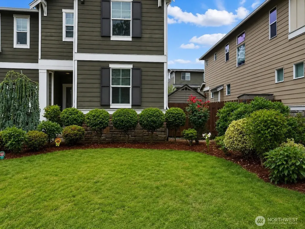 4960 S 325th Court Auburn WA 98001