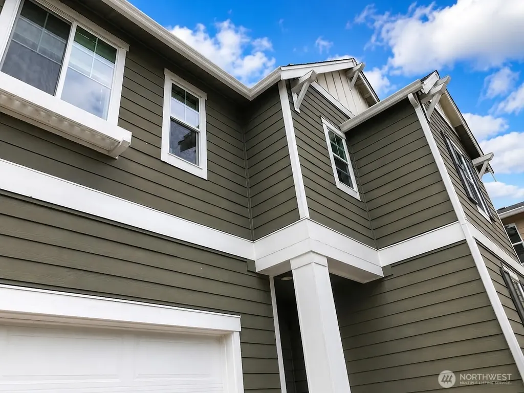 4960 S 325th Court Auburn WA 98001