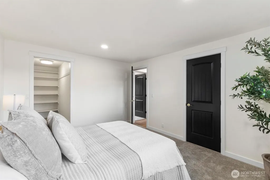 503 Mulberry Road Bellingham WA 98225