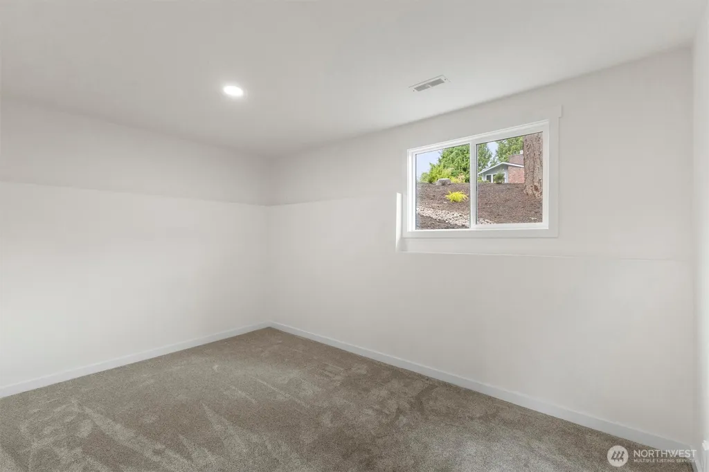 503 Mulberry Road Bellingham WA 98225