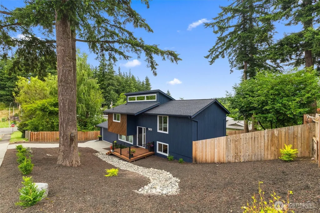 503 Mulberry Road Bellingham WA 98225