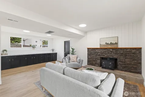 503 Mulberry Road Bellingham WA 98225