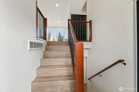 503 Mulberry Road Bellingham WA 98225