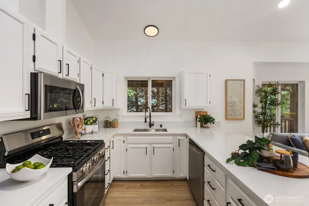 3238 E Harbor Road Langley WA 98260