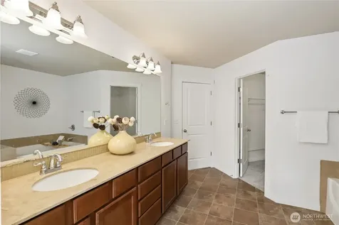 1880 Claret Loop NW Poulsbo WA 98370
