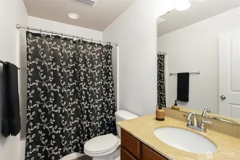 1880 Claret Loop NW Poulsbo WA 98370