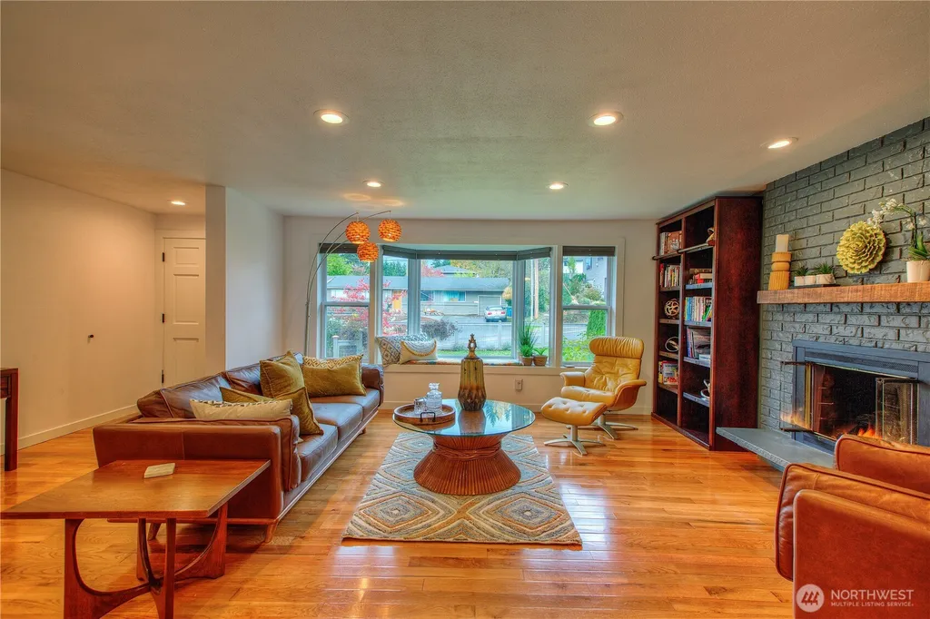 9216 224th Street SW Edmonds WA 98020