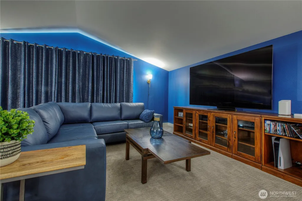 9216 224th Street SW Edmonds WA 98020