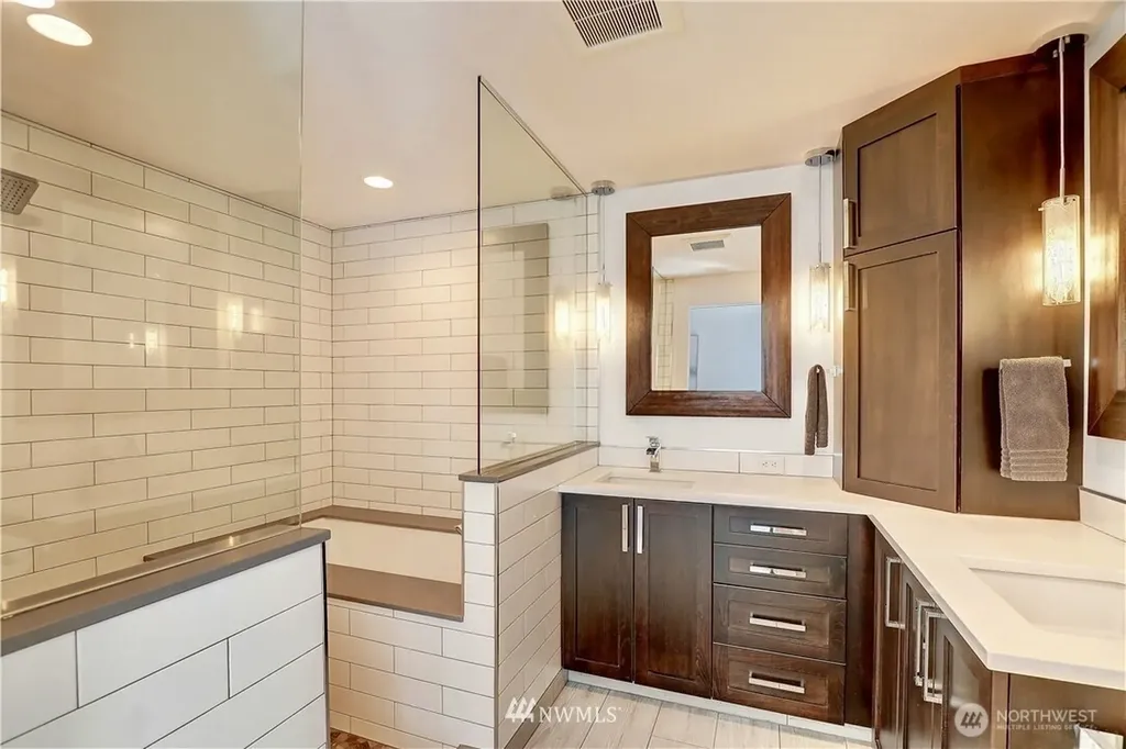 9216 224th Street SW Edmonds WA 98020