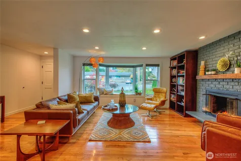 9216 224th Street SW Edmonds WA 98020