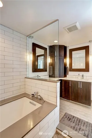 9216 224th Street SW Edmonds WA 98020