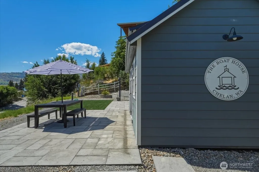 416 State Route 150 Manson WA 98831