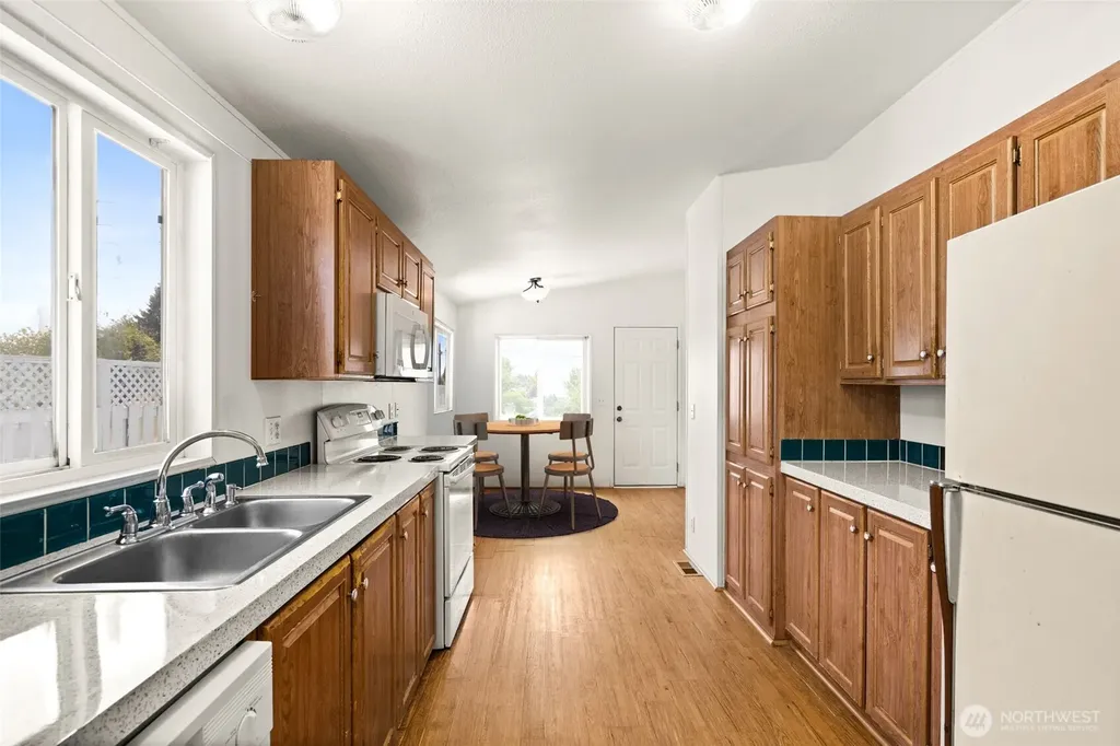 503 S Exchange Street Aberdeen WA 98520