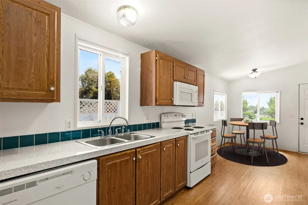 503 S Exchange Street Aberdeen WA 98520