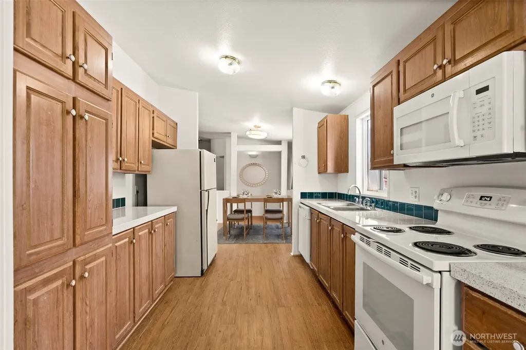 503 S Exchange Street Aberdeen WA 98520
