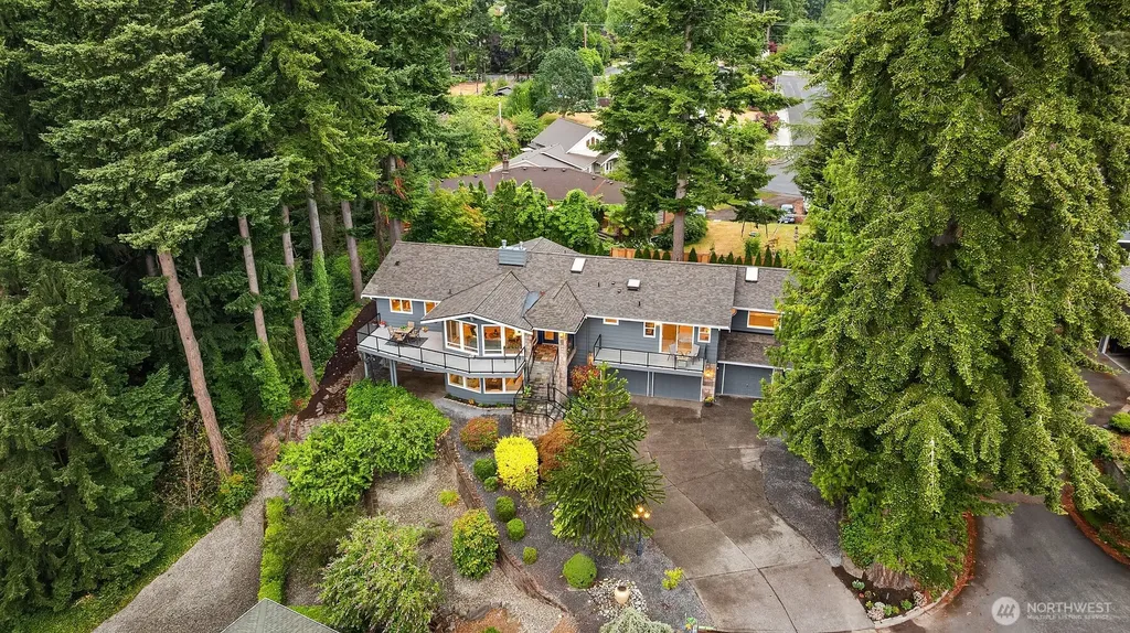 310 Skyline Drive Edmonds WA 98020
