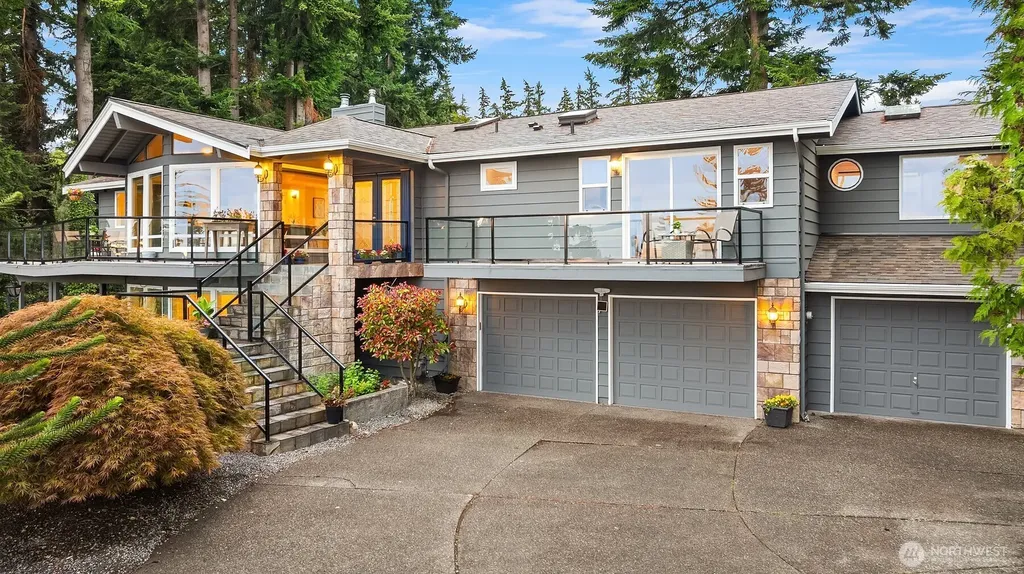 310 Skyline Drive Edmonds WA 98020