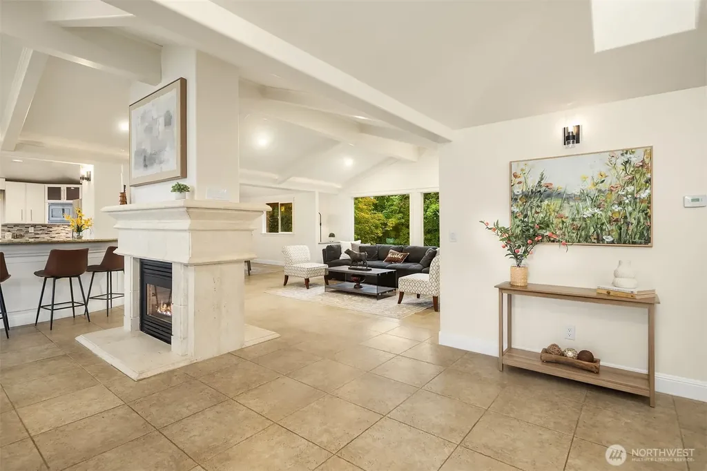 310 Skyline Drive Edmonds WA 98020