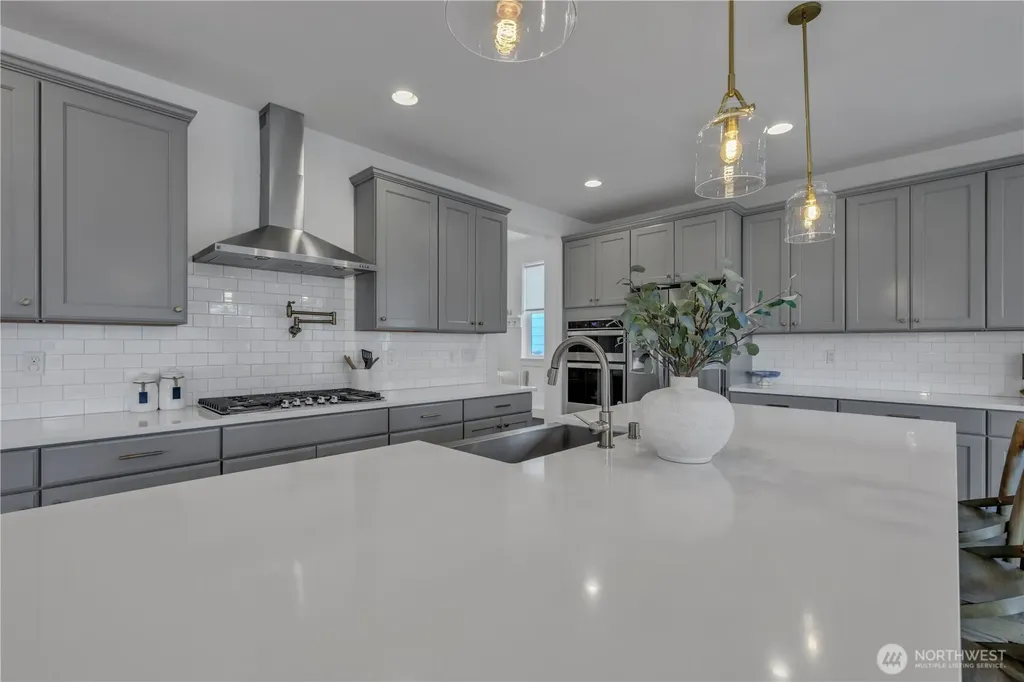 27066 Summit Park Way SE Maple Valley WA 98038