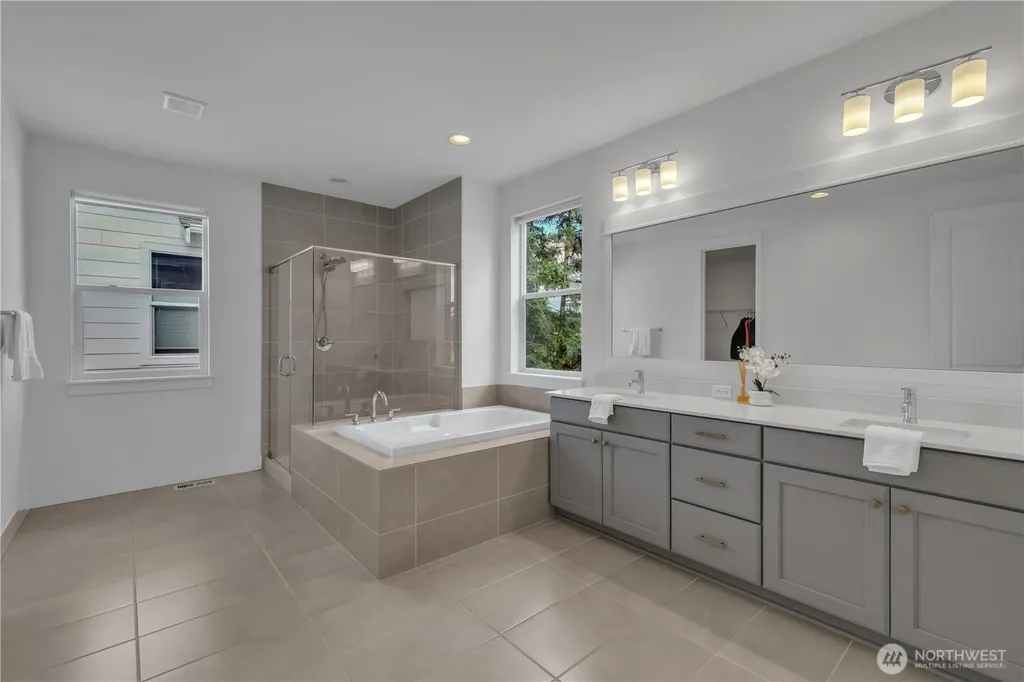 27066 Summit Park Way SE Maple Valley WA 98038