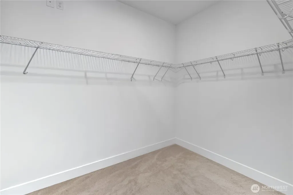 27066 Summit Park Way SE Maple Valley WA 98038