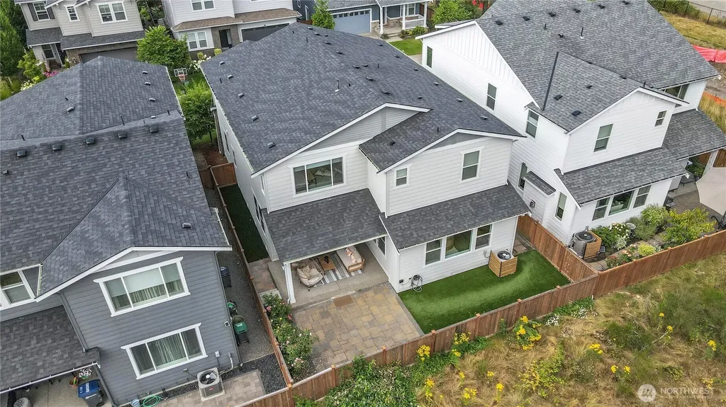 27066 Summit Park Way SE Maple Valley WA 98038