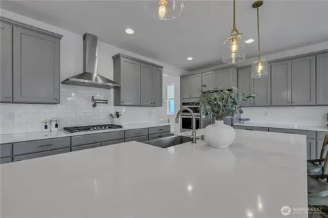 27066 Summit Park Way SE Maple Valley WA 98038