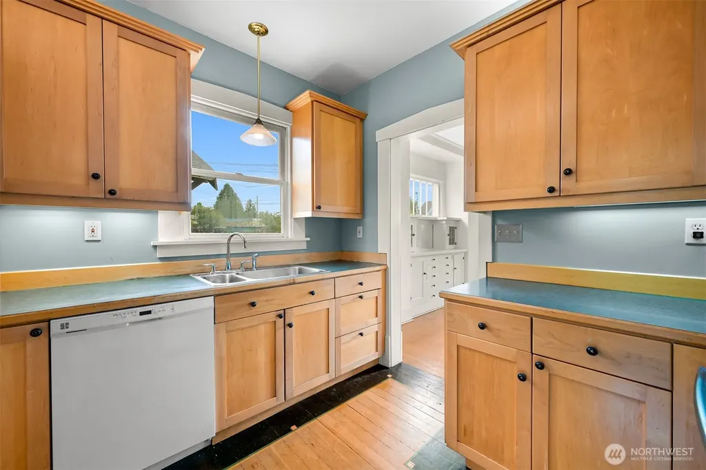 2615 Northwest Avenue Bellingham WA 98225