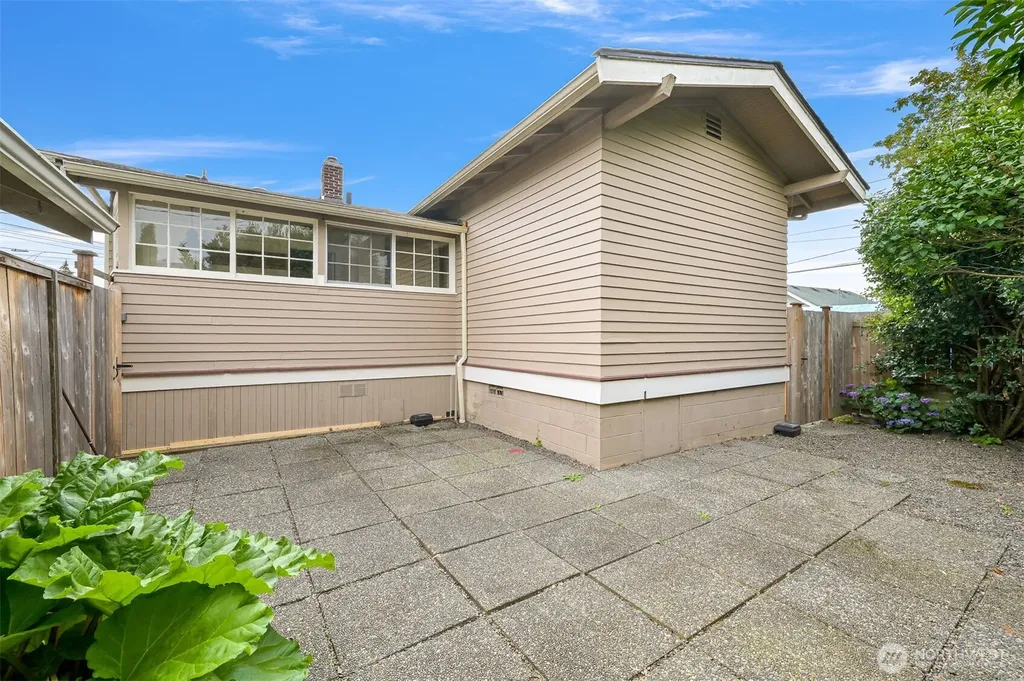 2615 Northwest Avenue Bellingham WA 98225
