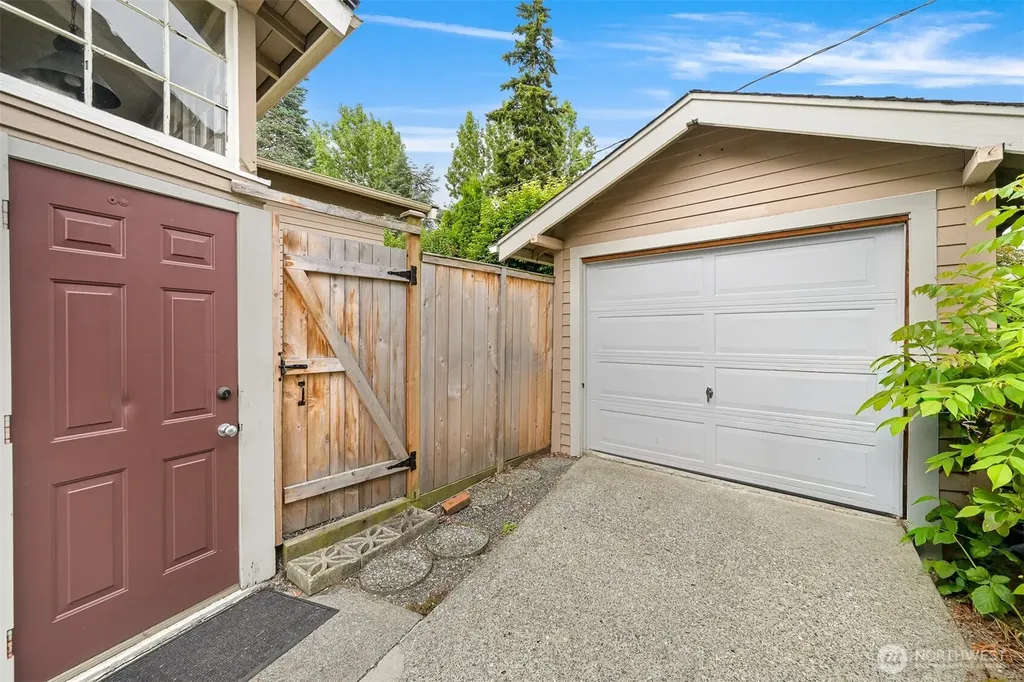2615 Northwest Avenue Bellingham WA 98225