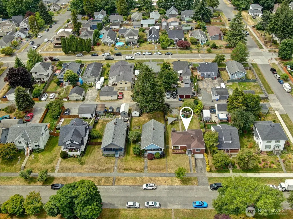 2010 Virginia Avenue Everett WA 98201
