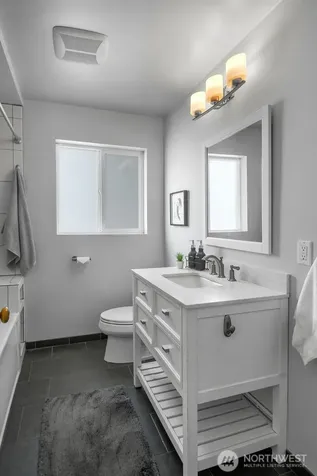 2010 Virginia Avenue Everett WA 98201