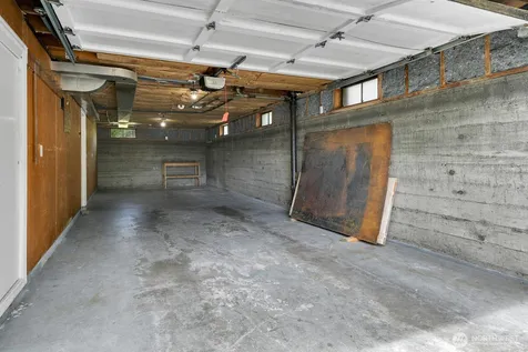 2010 Virginia Avenue Everett WA 98201