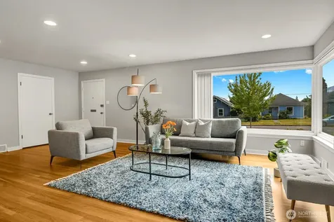 2010 Virginia Avenue Everett WA 98201