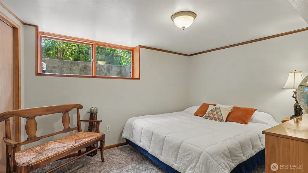 1335 N 180th Street Shoreline WA 98133