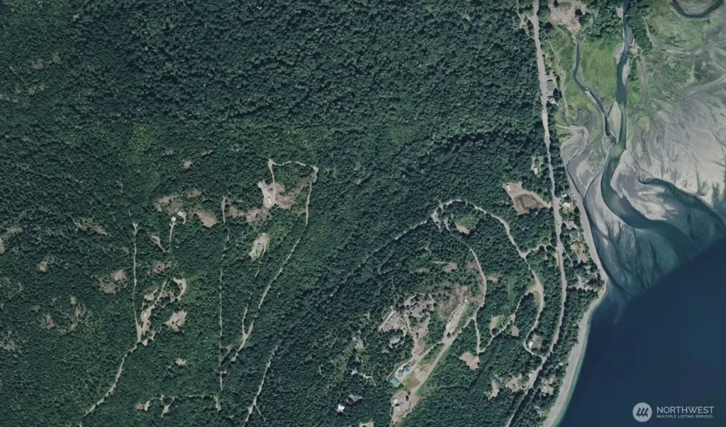 590 Moose Mountain Road Brinnon WA 98320