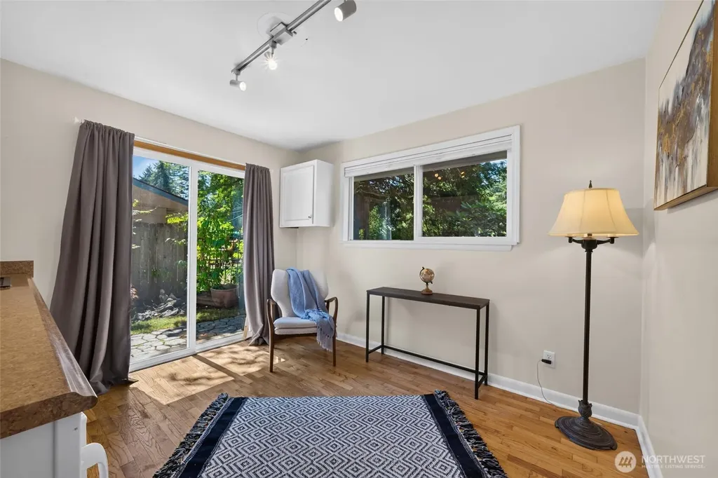 18350 Evanston Avenue N Shoreline WA 98133
