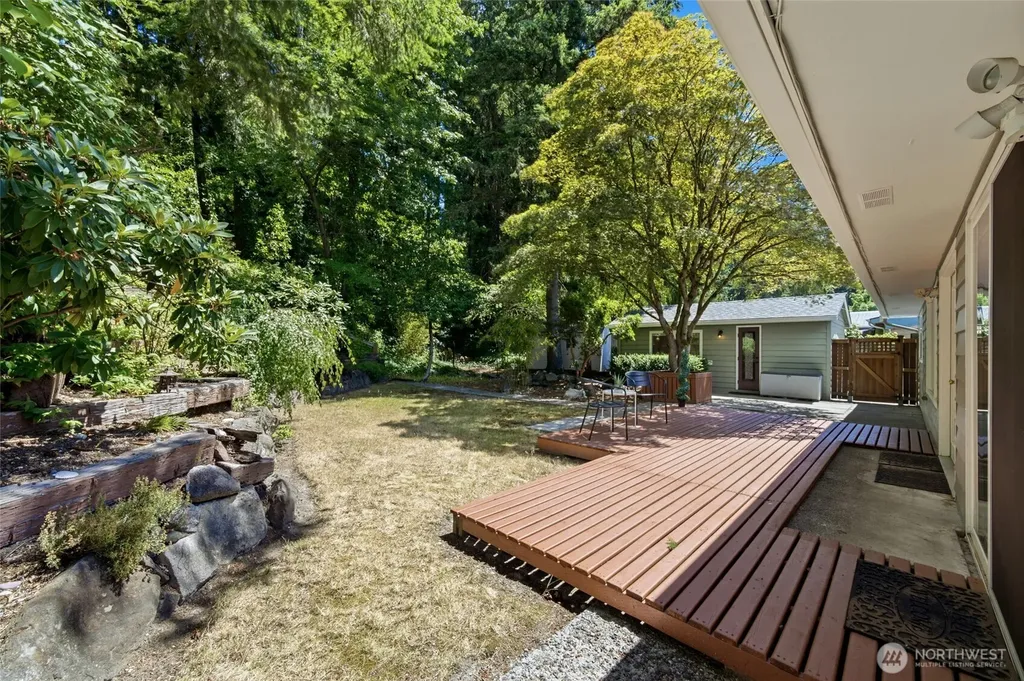 18350 Evanston Avenue N Shoreline WA 98133