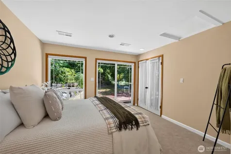 18350 Evanston Avenue N Shoreline WA 98133