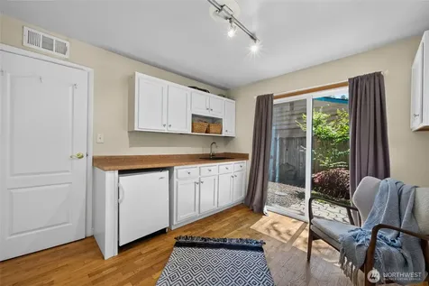 18350 Evanston Avenue N Shoreline WA 98133