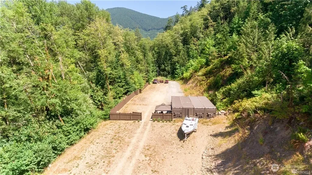 5664 State Route 508 Morton WA 98356