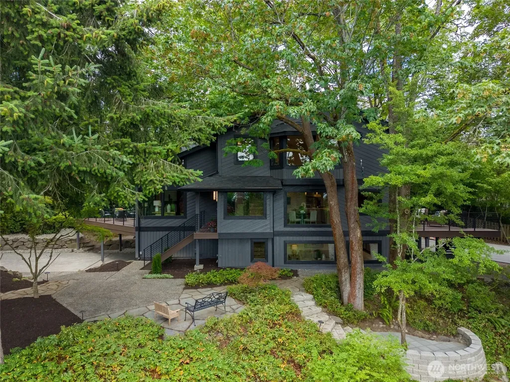 5100 NE 55th Street Seattle WA 98105