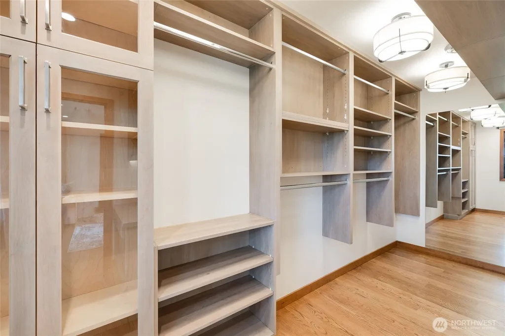 5100 NE 55th Street Seattle WA 98105