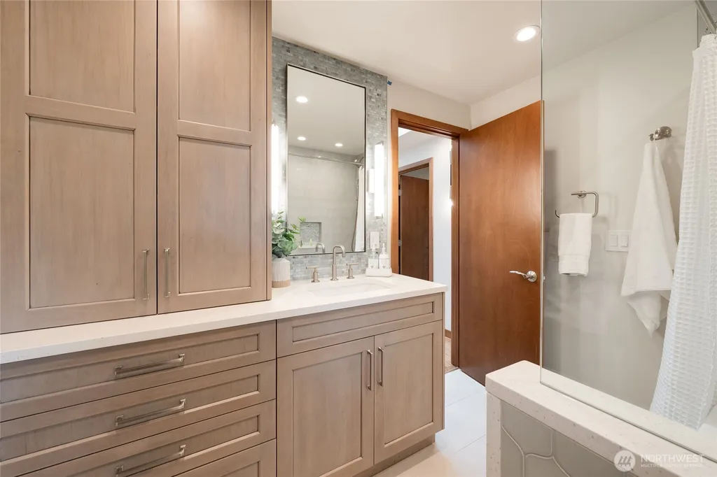 5100 NE 55th Street Seattle WA 98105