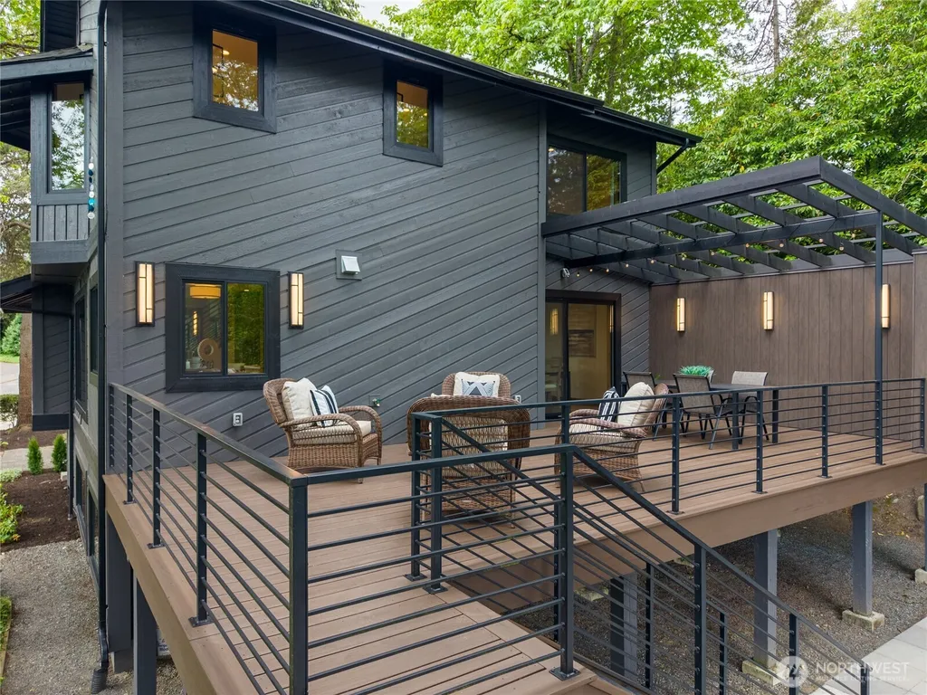 5100 NE 55th Street Seattle WA 98105