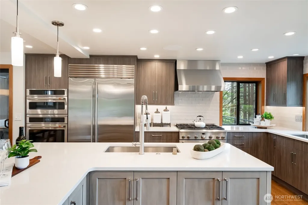 5100 NE 55th Street Seattle WA 98105